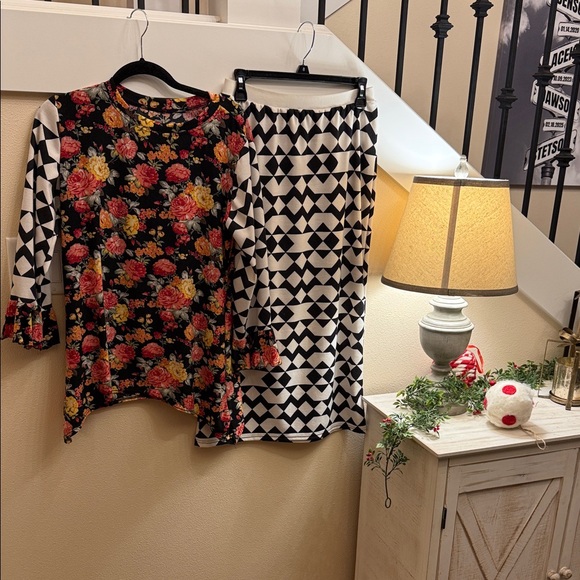 Dresses & Skirts - Floral and Geometric Print Top and Skirt Set